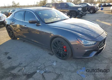 2015 Maserati Ghibli S из США, поврежденный, VIN ZAM57RTA2F1136722